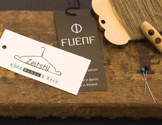 Anhänge- etiketten & Logo