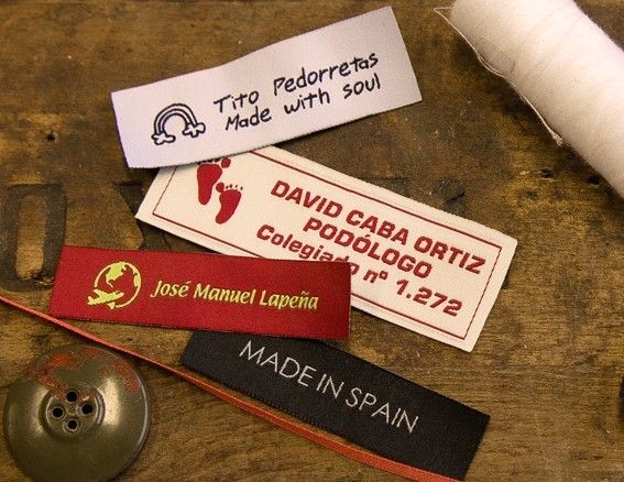 Etiquetas Tejidas Básicas