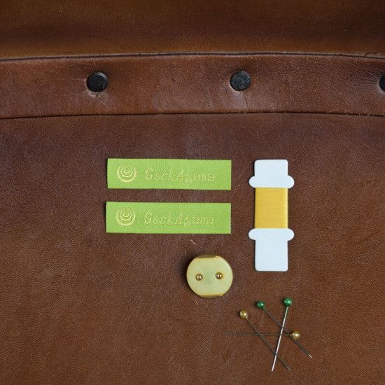 Seek Asana clothing label