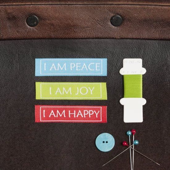 Woven labels in different colors