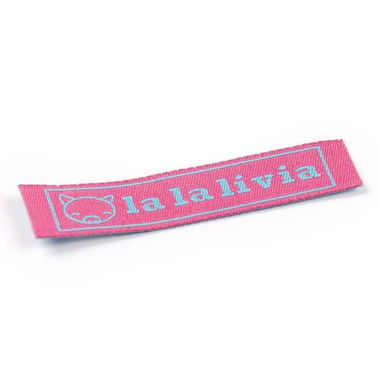 la la livia woven label