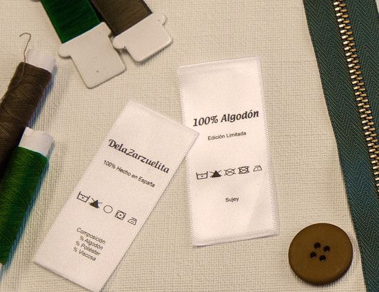 Etiquetas de cuidado textil