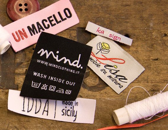 Etichette in tessuto con logo